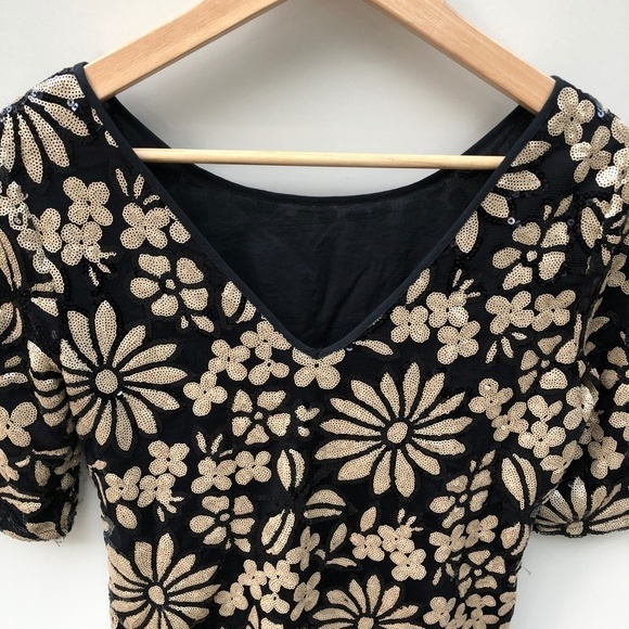 LOUCHE Gold Sequin Mini Dress - Picture 7 of 11